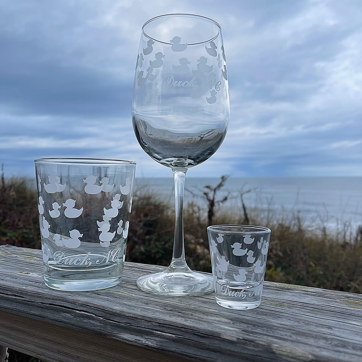 http://outerbanksgiftsonline.com/cdn/shop/collections/Duck_NC_Drinkware_1200x1200.png?v=1639577403