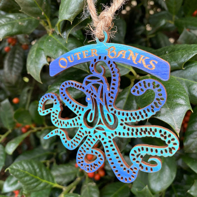 OCTOPUS WOODEN CHRISTMAS ORNAMENT